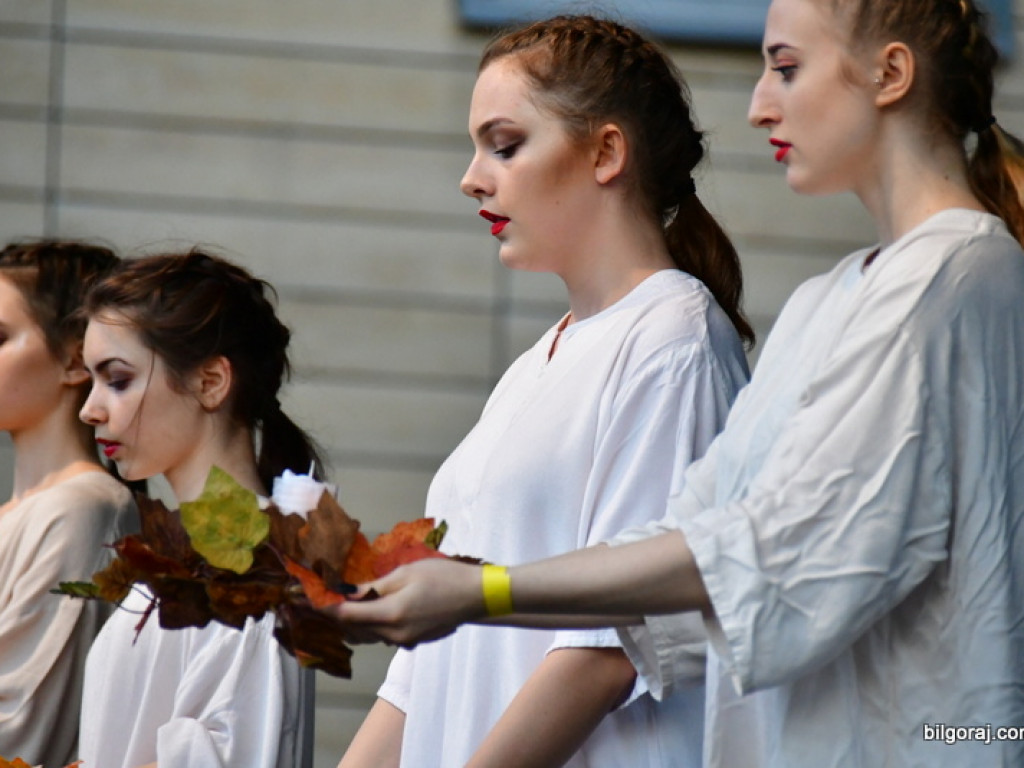 Ruszyły Dni Biłgoraja. Święto Miasta rozpoczęło się od tanecznego widowiska (FOTO)