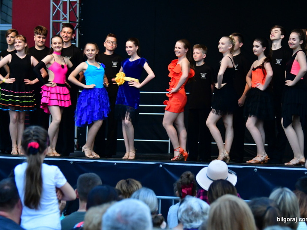 Ruszyły Dni Biłgoraja. Święto Miasta rozpoczęło się od tanecznego widowiska (FOTO)