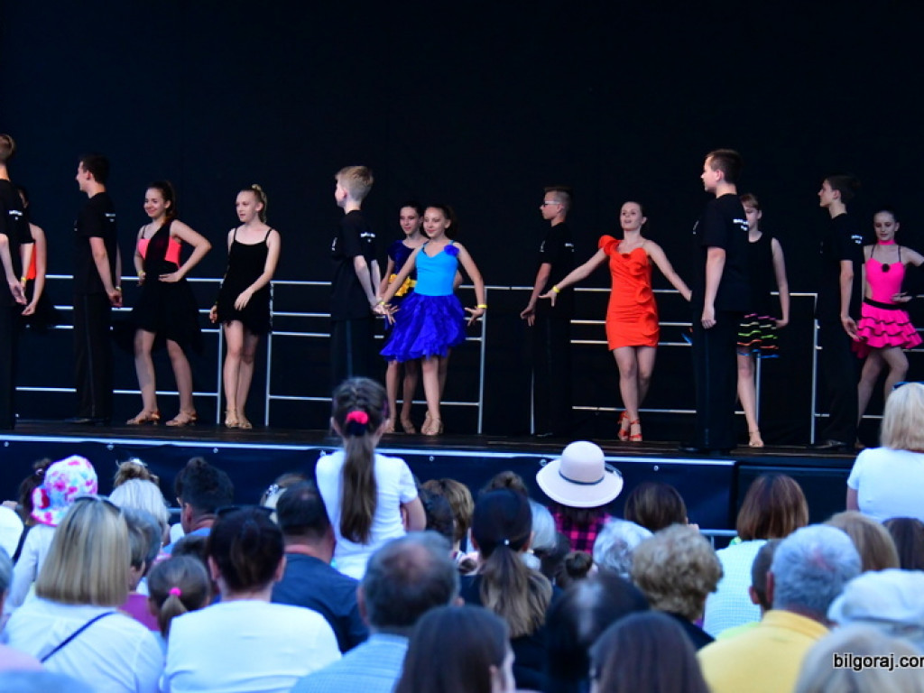 Ruszyły Dni Biłgoraja. Święto Miasta rozpoczęło się od tanecznego widowiska (FOTO)