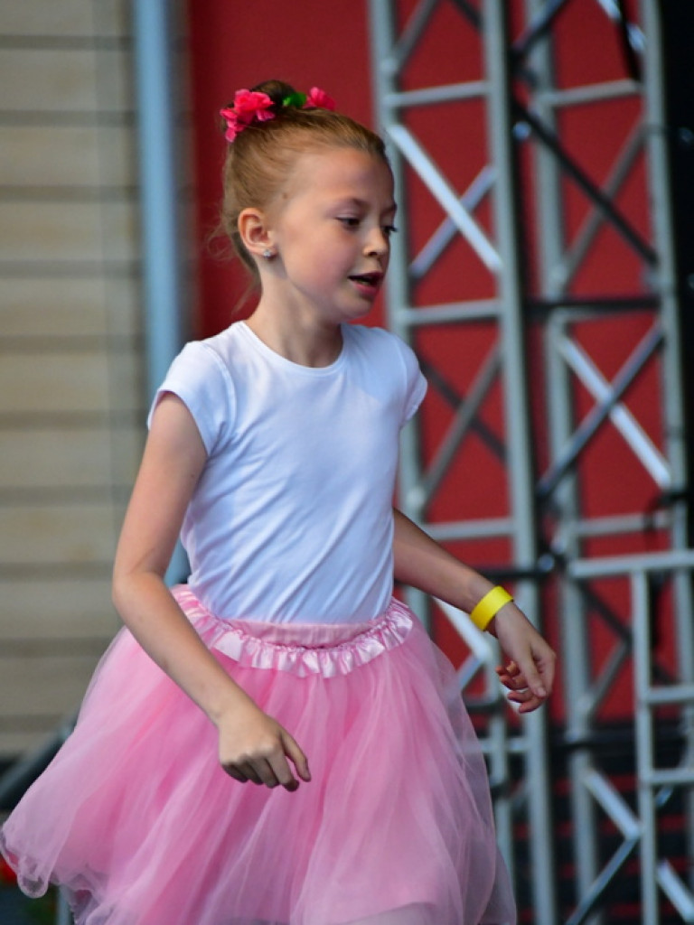 Ruszyły Dni Biłgoraja. Święto Miasta rozpoczęło się od tanecznego widowiska (FOTO)