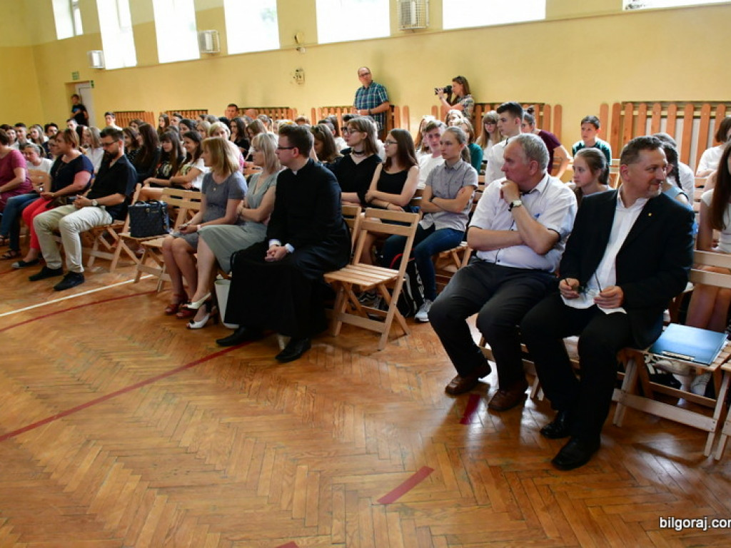 Jubileuszowy Sejmik Samorządów Uczniowskich Gimnazjów Powiatu Biłgorajskiego im. Celiny Ćwikły (FOTO)