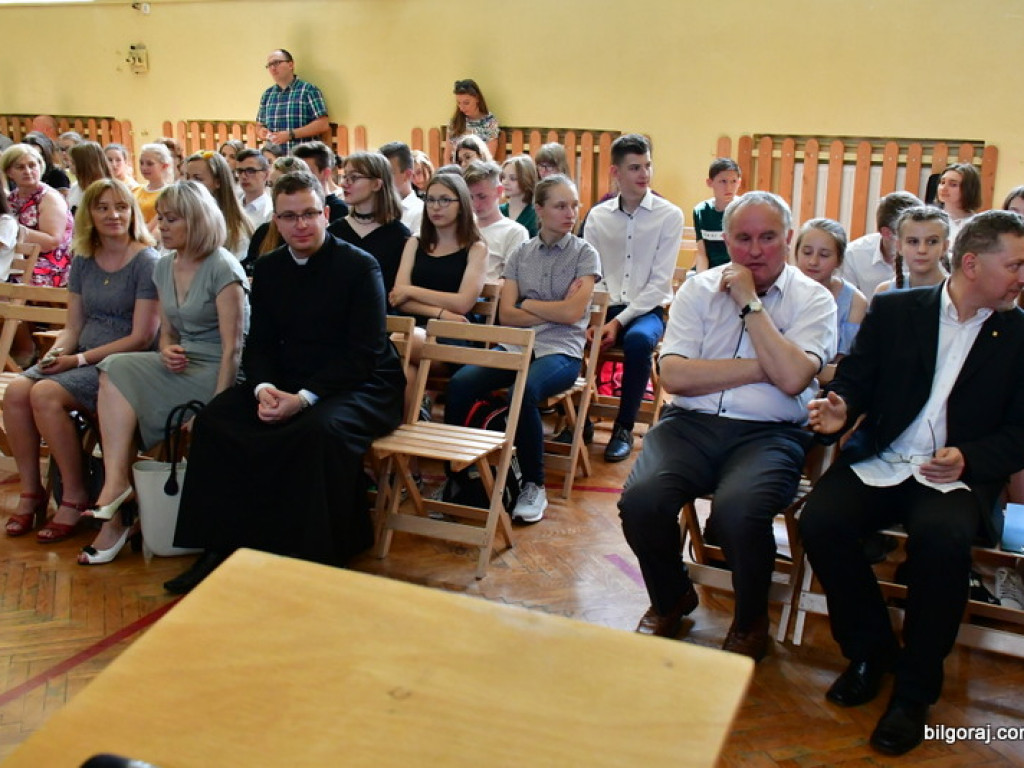 Jubileuszowy Sejmik Samorządów Uczniowskich Gimnazjów Powiatu Biłgorajskiego im. Celiny Ćwikły (FOTO)