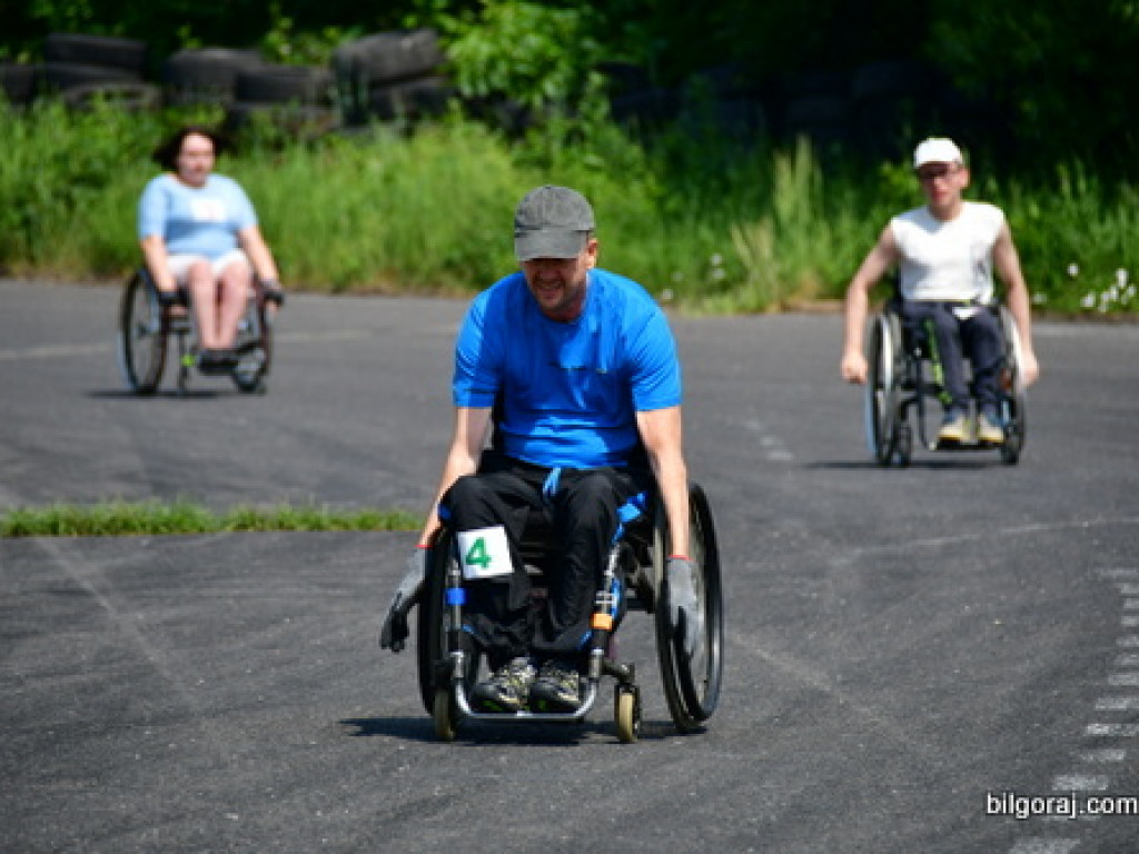 Beata Strzałka na integracyjnym pinkiku  osób niepełnosprawnych 