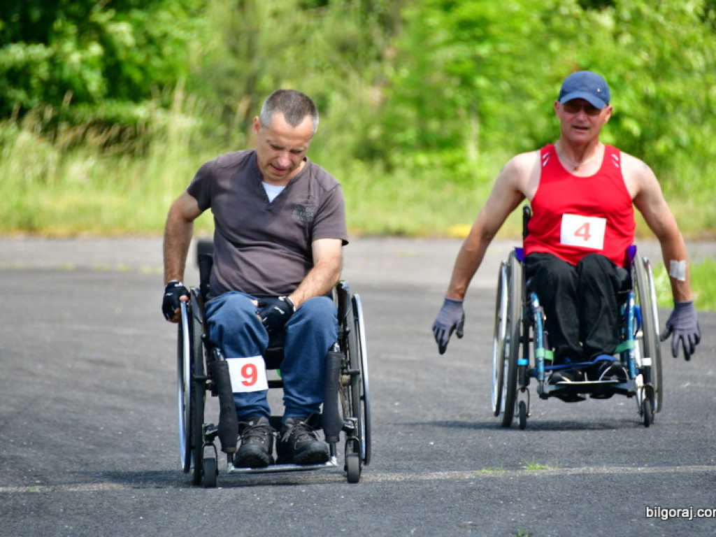 Beata Strzałka na integracyjnym pinkiku  osób niepełnosprawnych 