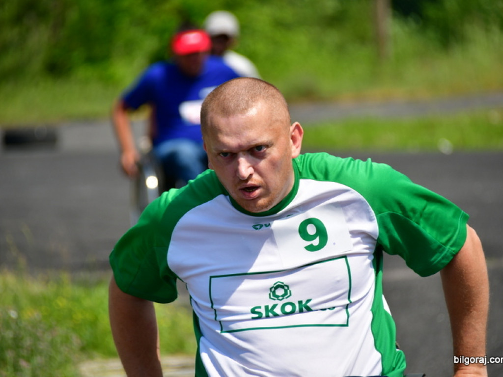 Beata Strzałka na integracyjnym pinkiku  osób niepełnosprawnych 