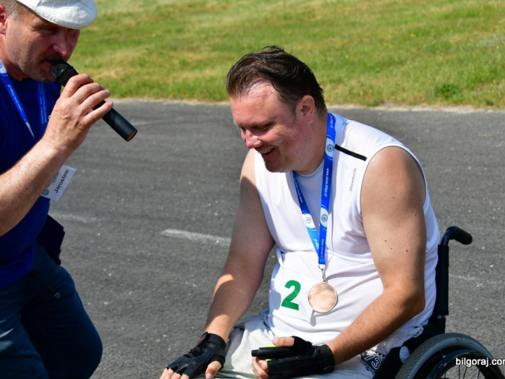 Beata Strzałka na integracyjnym pinkiku  osób niepełnosprawnych 