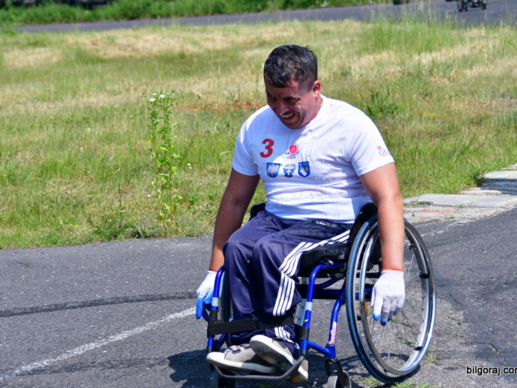 Beata Strzałka na integracyjnym pinkiku  osób niepełnosprawnych 