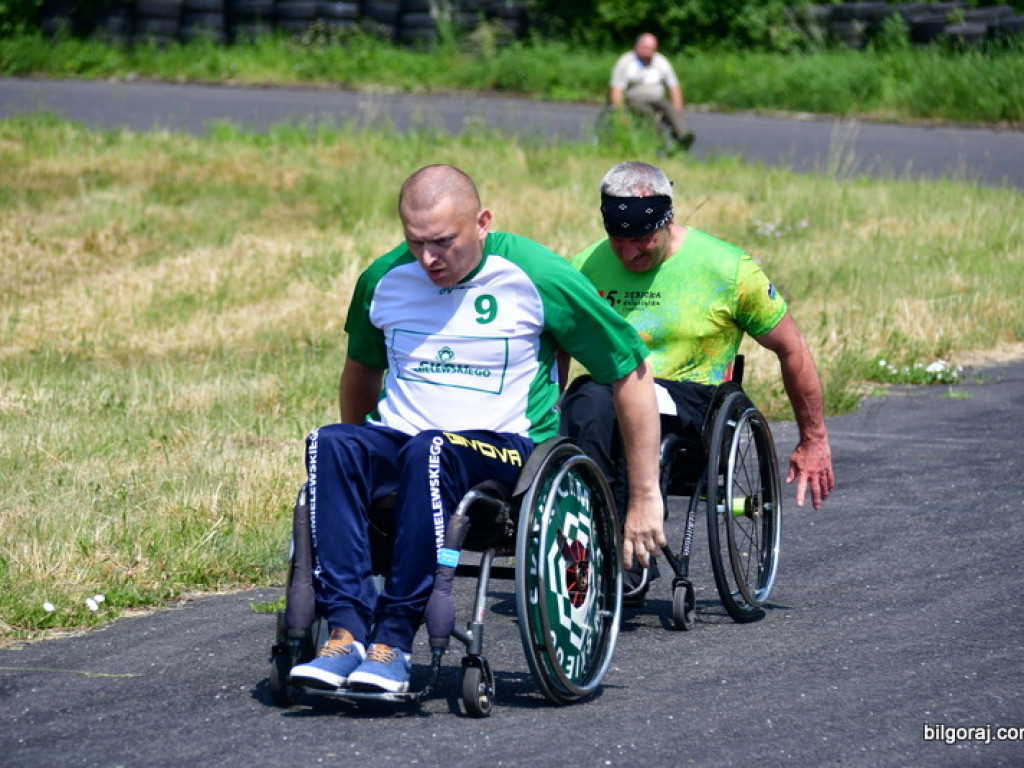 Beata Strzałka na integracyjnym pinkiku  osób niepełnosprawnych 