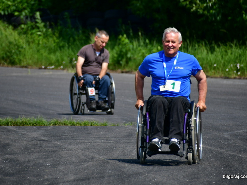 Beata Strzałka na integracyjnym pinkiku  osób niepełnosprawnych 