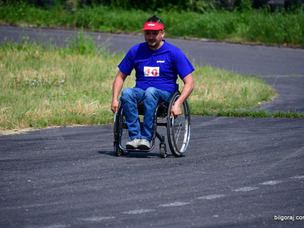 Beata Strzałka na integracyjnym pinkiku  osób niepełnosprawnych 