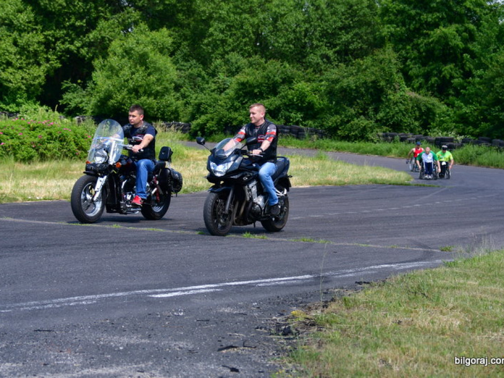 Beata Strzałka na integracyjnym pinkiku  osób niepełnosprawnych 