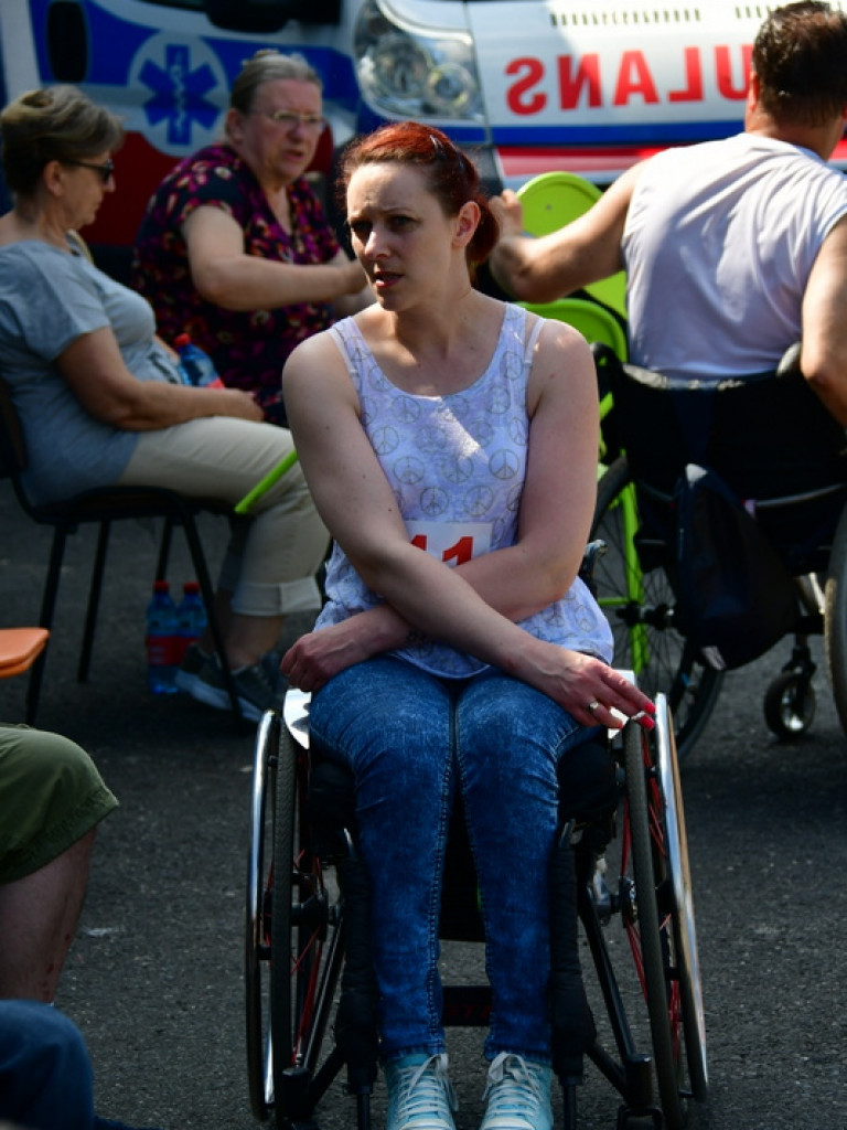 Beata Strzałka na integracyjnym pinkiku  osób niepełnosprawnych 