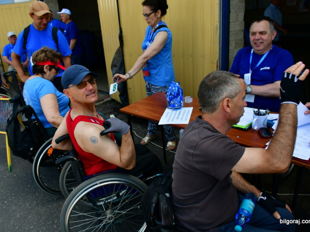 Beata Strzałka na integracyjnym pinkiku  osób niepełnosprawnych 