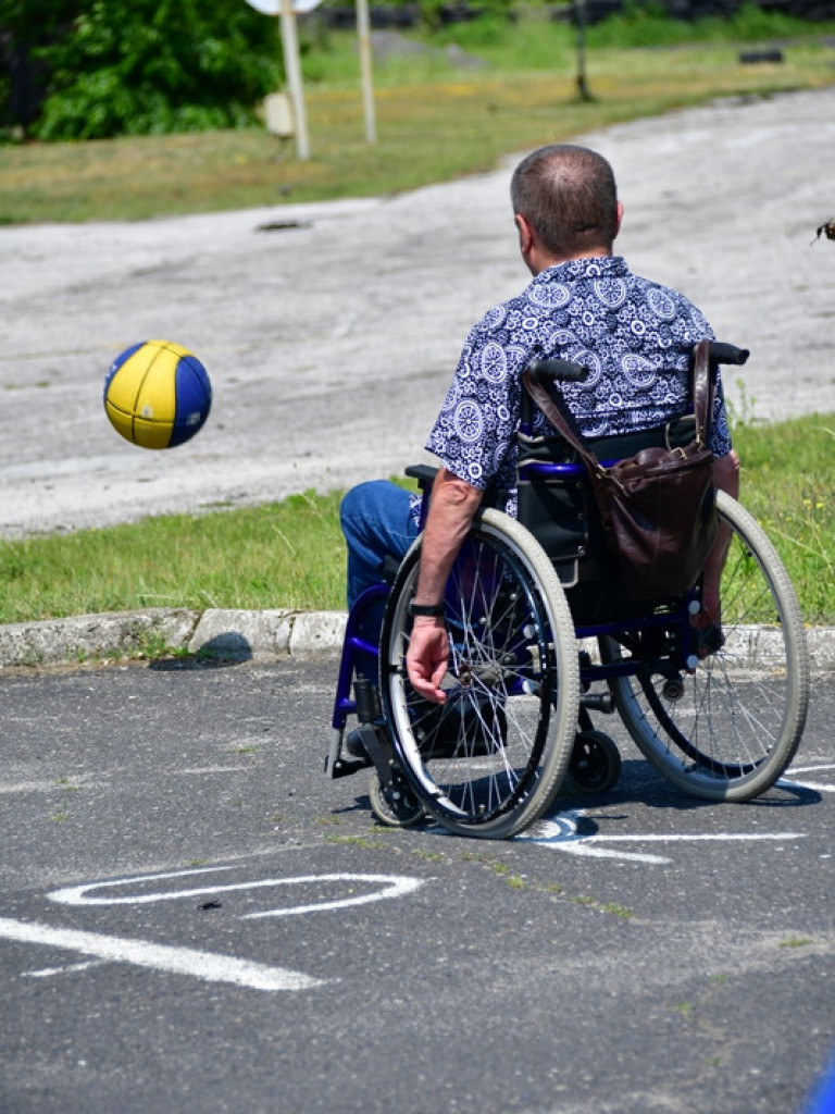 Beata Strzałka na integracyjnym pinkiku  osób niepełnosprawnych 