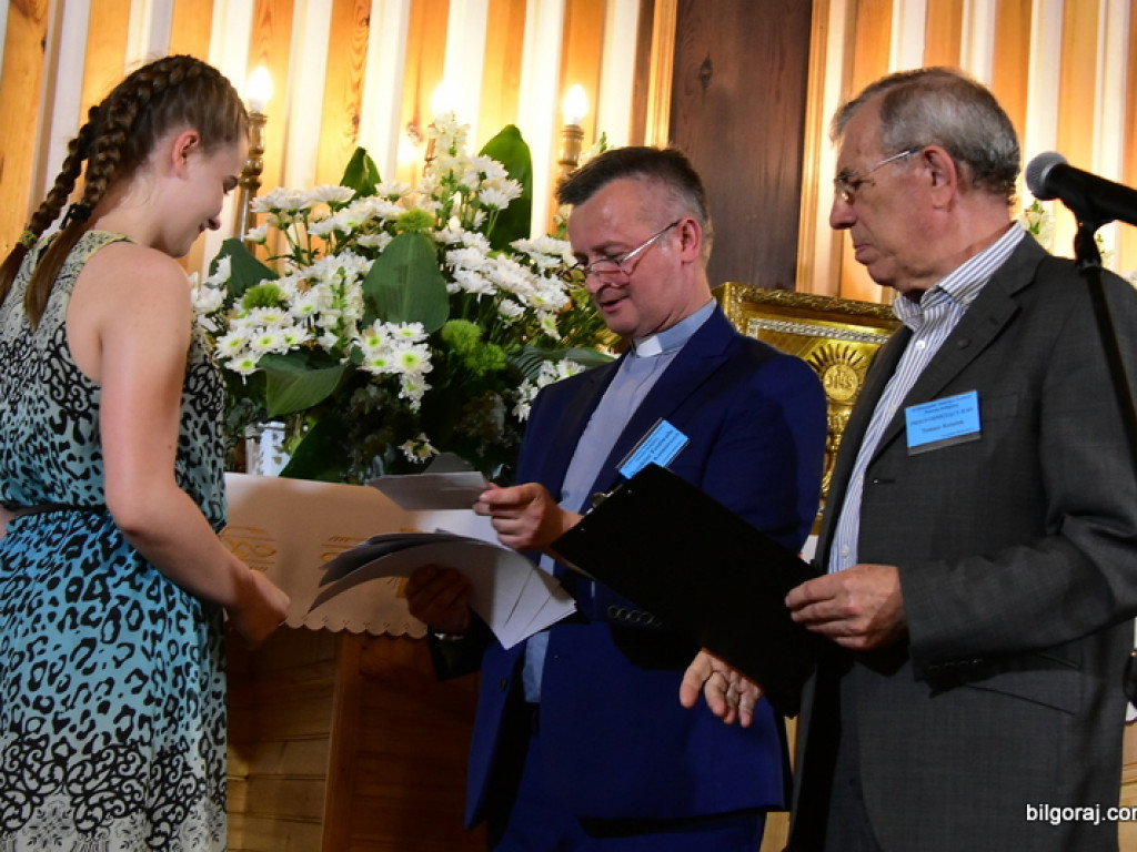 Festiwalowe zmagania małych artystów w Gromadzie. Dzieci śpiewały ku czci Maryi (FOTO, WYNIKI)