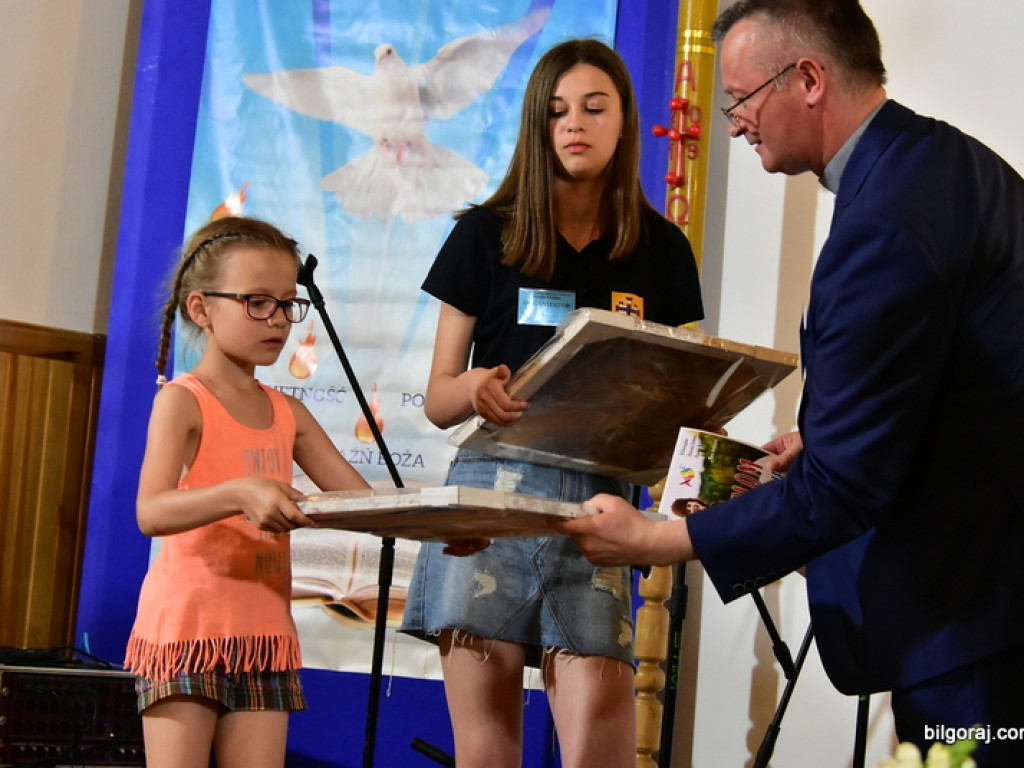 Festiwalowe zmagania małych artystów w Gromadzie. Dzieci śpiewały ku czci Maryi (FOTO, WYNIKI)