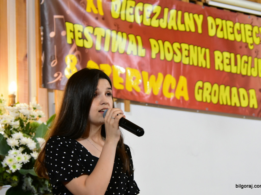 Festiwalowe zmagania małych artystów w Gromadzie. Dzieci śpiewały ku czci Maryi (FOTO, WYNIKI)