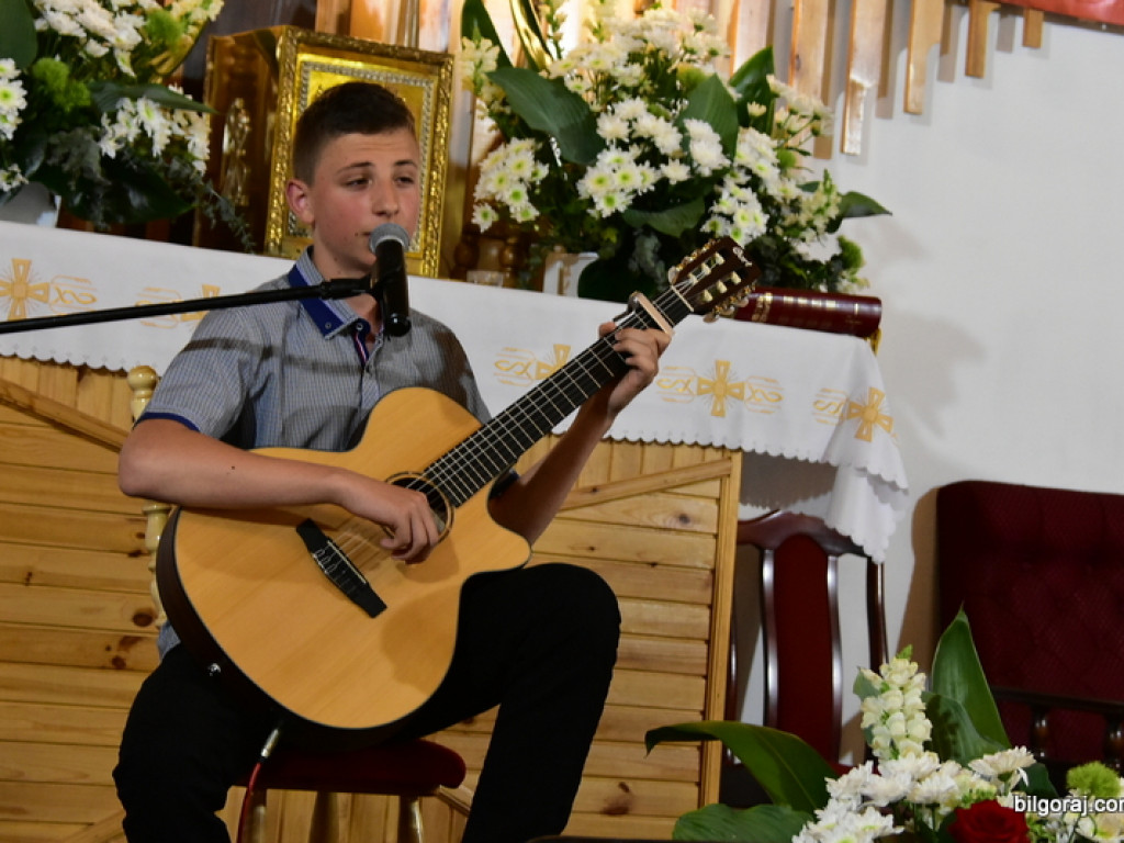 Festiwalowe zmagania małych artystów w Gromadzie. Dzieci śpiewały ku czci Maryi (FOTO, WYNIKI)