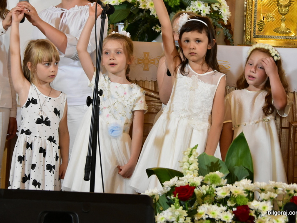 Festiwalowe zmagania małych artystów w Gromadzie. Dzieci śpiewały ku czci Maryi (FOTO, WYNIKI)