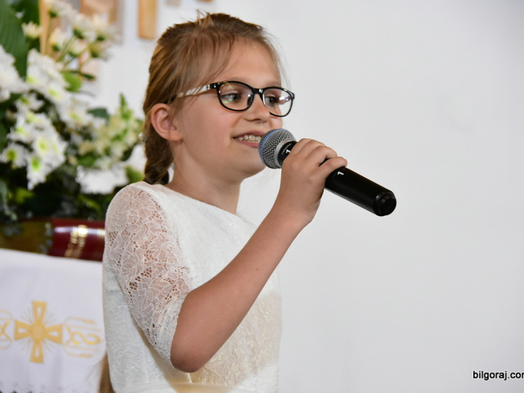 Festiwalowe zmagania małych artystów w Gromadzie. Dzieci śpiewały ku czci Maryi (FOTO, WYNIKI)