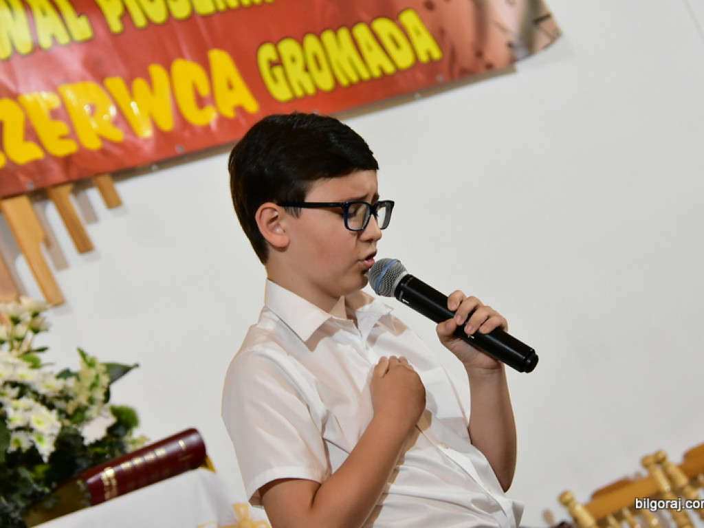 Festiwalowe zmagania małych artystów w Gromadzie. Dzieci śpiewały ku czci Maryi (FOTO, WYNIKI)