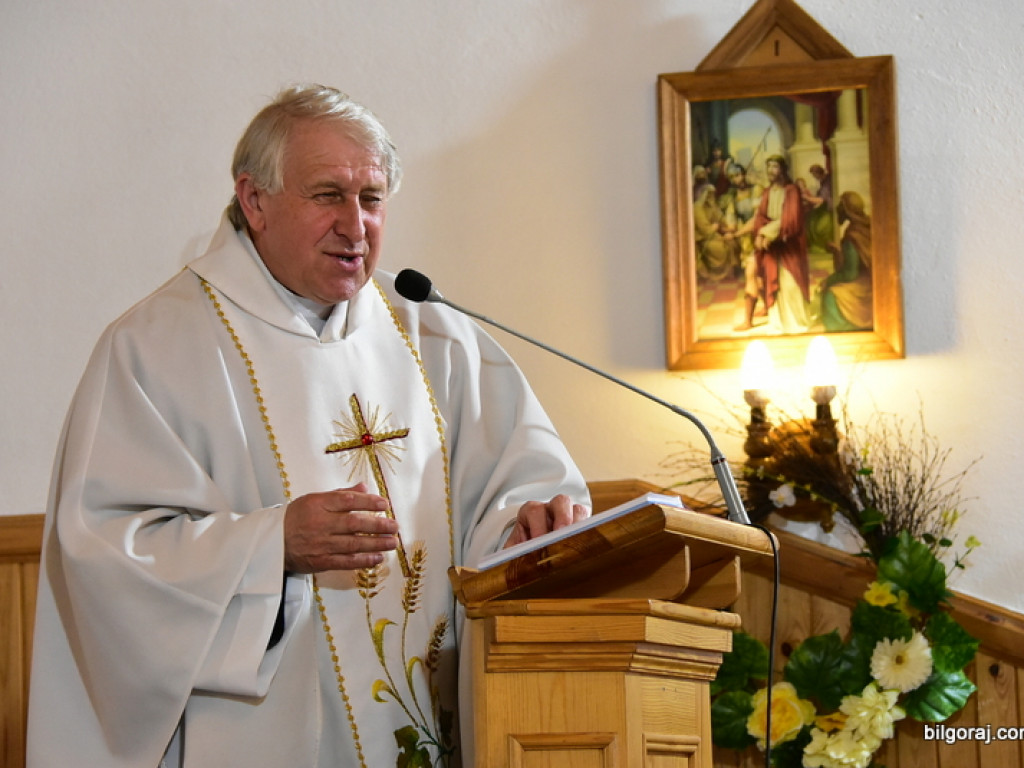 Festiwalowe zmagania małych artystów w Gromadzie. Dzieci śpiewały ku czci Maryi (FOTO, WYNIKI)