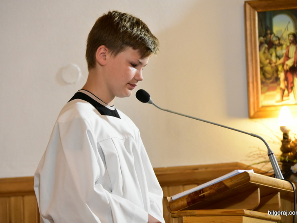 Festiwalowe zmagania małych artystów w Gromadzie. Dzieci śpiewały ku czci Maryi (FOTO, WYNIKI)