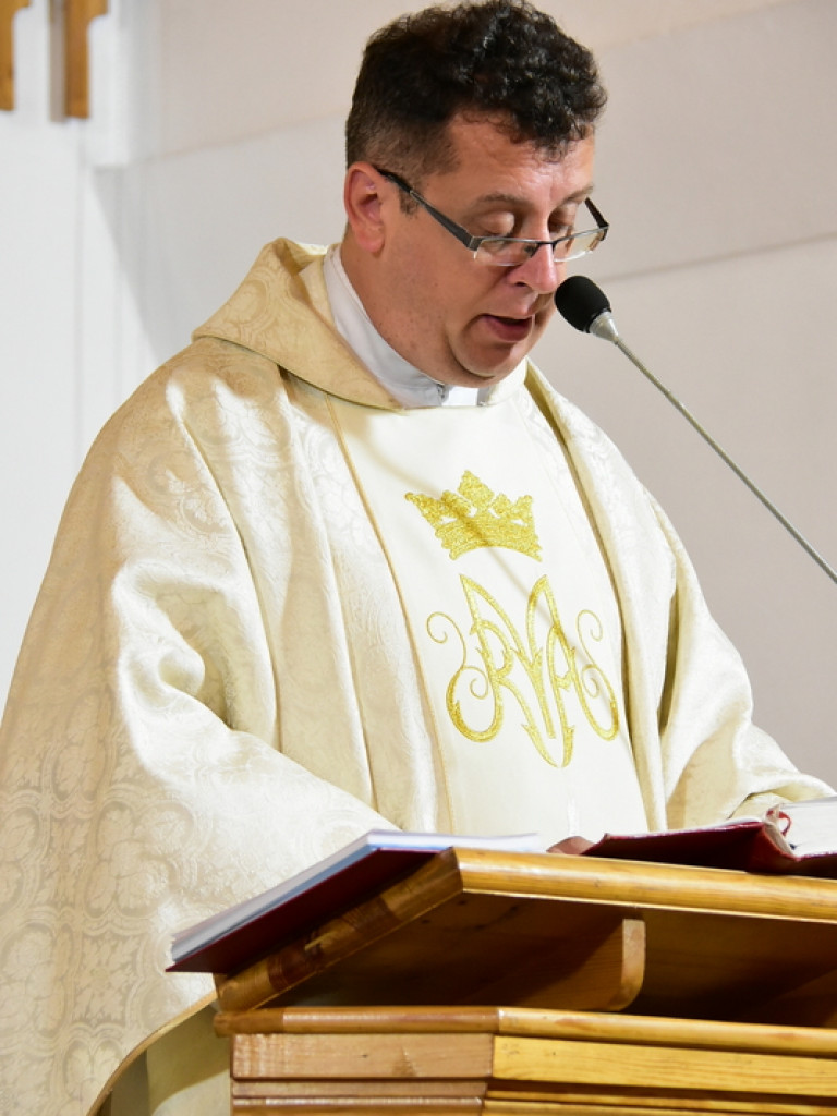 Festiwalowe zmagania małych artystów w Gromadzie. Dzieci śpiewały ku czci Maryi (FOTO, WYNIKI)