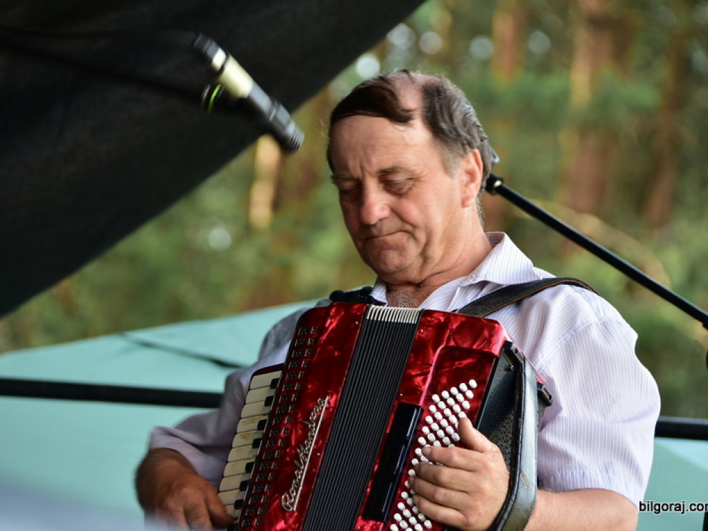 Ludowa muzyka, ginące zawody i puszczanie wianków, czyli Festiwal Sztuki Ludowej 
