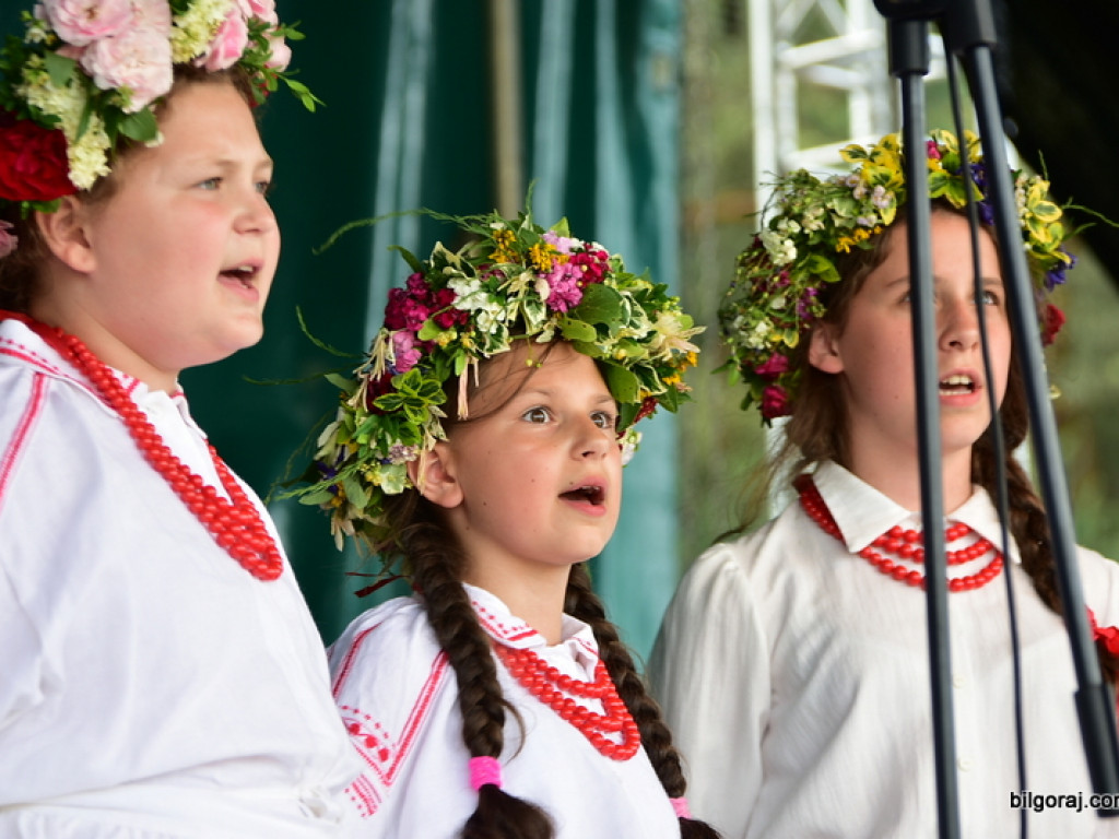 Ludowa muzyka, ginące zawody i puszczanie wianków, czyli Festiwal Sztuki Ludowej 