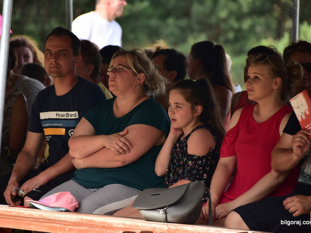 Ludowa muzyka, ginące zawody i puszczanie wianków, czyli Festiwal Sztuki Ludowej 