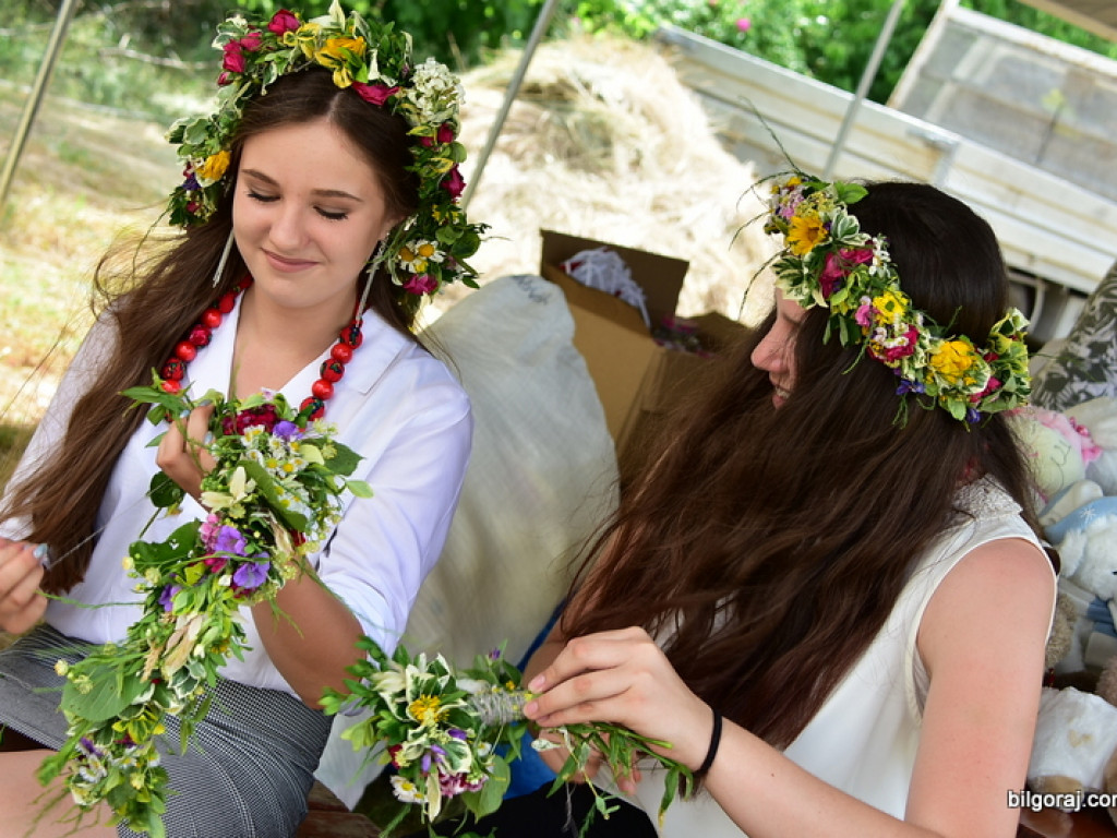 Ludowa muzyka, ginące zawody i puszczanie wianków, czyli Festiwal Sztuki Ludowej 