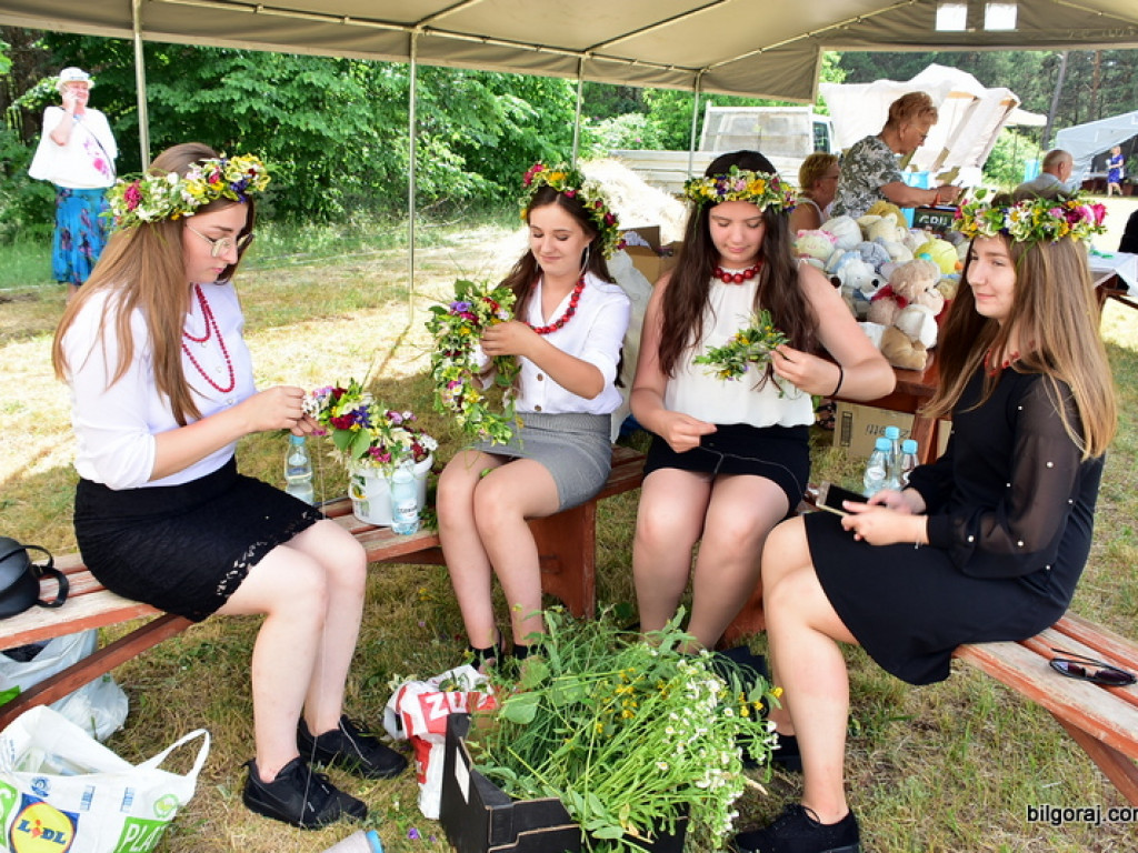 Ludowa muzyka, ginące zawody i puszczanie wianków, czyli Festiwal Sztuki Ludowej 