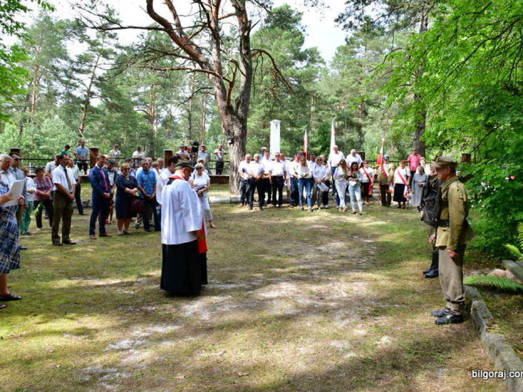 Partyzancka droga krzyżowa w Osuchach otwarta (FOTO)