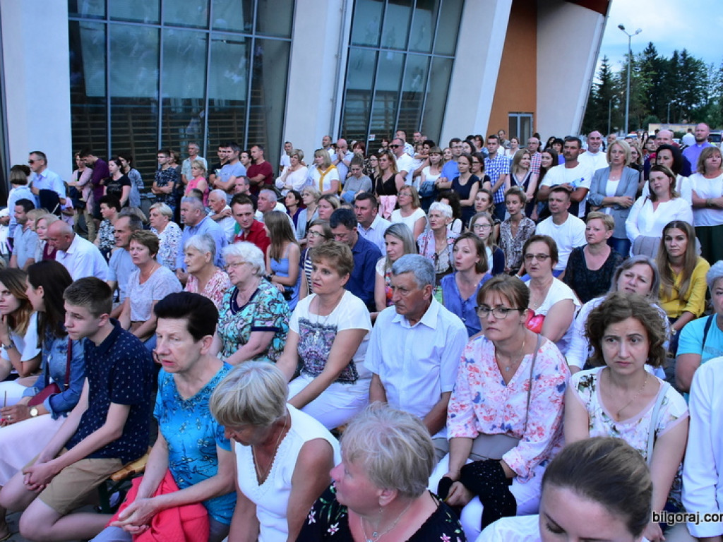 Koncert chwały na podsumowanie Uroczystości Bożego Ciała (FOTO, VIDEO)