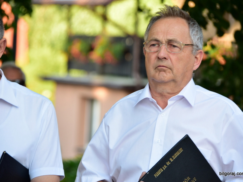 Oktawa Bożego Ciała. Wierni w procesjach do czterech ołtarzy i święcenie wianków (FOTO)