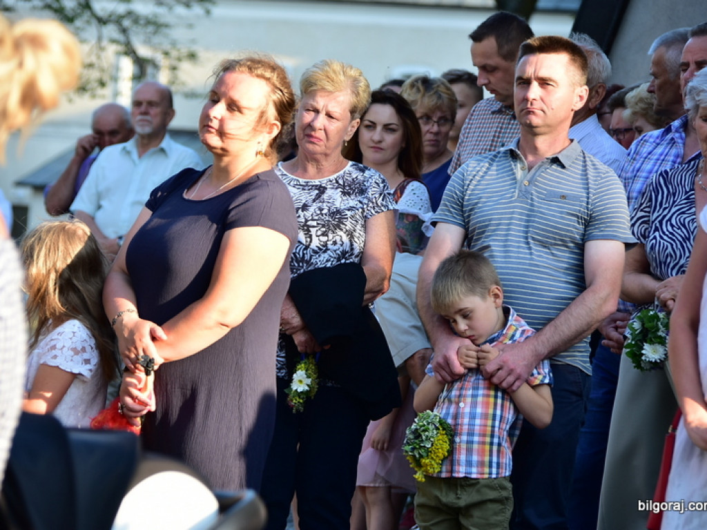 Oktawa Bożego Ciała. Wierni w procesjach do czterech ołtarzy i święcenie wianków (FOTO)