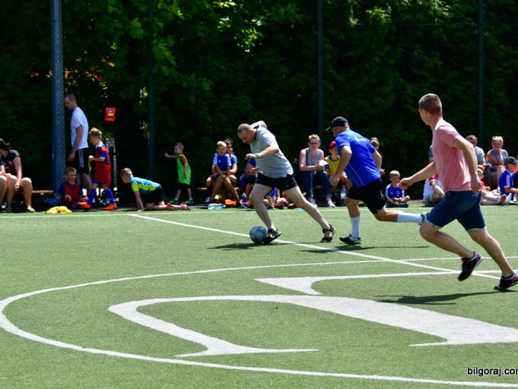 Krewki piłkarz, czyli piknik sportowy i akcja poboru krwi (FOTO)