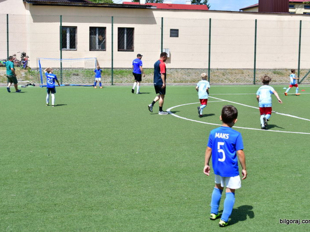 Krewki piłkarz, czyli piknik sportowy i akcja poboru krwi (FOTO)