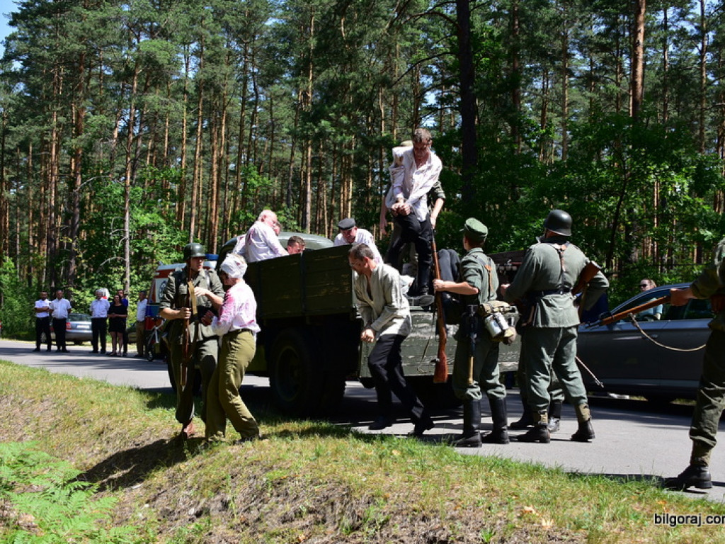 75. rocznica mordu partyzantów w lesie Rapy koło Biłgoraja (FOTO)
