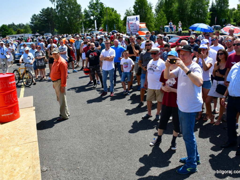 Zabytki i klasyki motoryzacji na zlocie w Biłgoraju (FOTO)