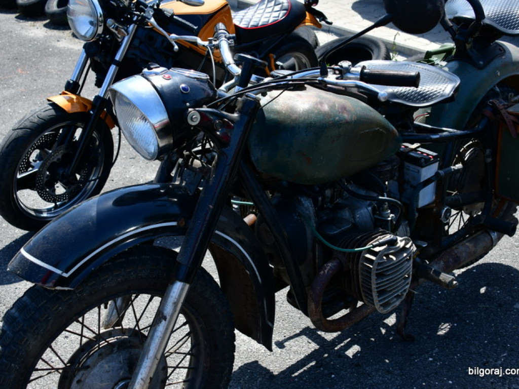 Zabytki i klasyki motoryzacji na zlocie w Biłgoraju (FOTO)