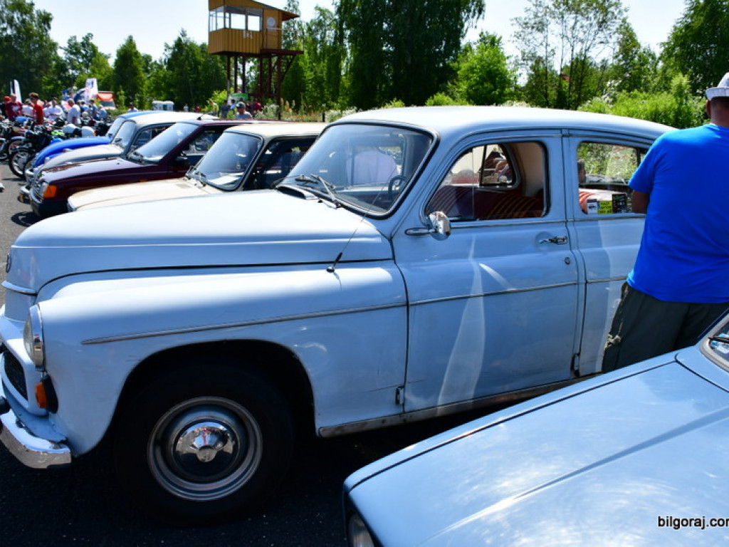 Zabytki i klasyki motoryzacji na zlocie w Biłgoraju (FOTO)