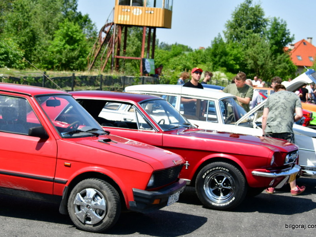 Zabytki i klasyki motoryzacji na zlocie w Biłgoraju (FOTO)