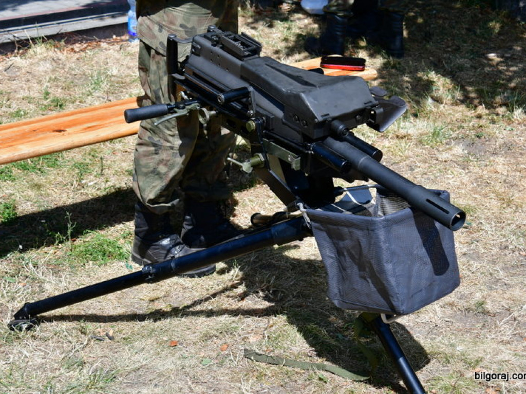 Piknik militarny w ramach obchodów 75. rocznicy mordu partyzantów w lesie Rapy (FOTO)