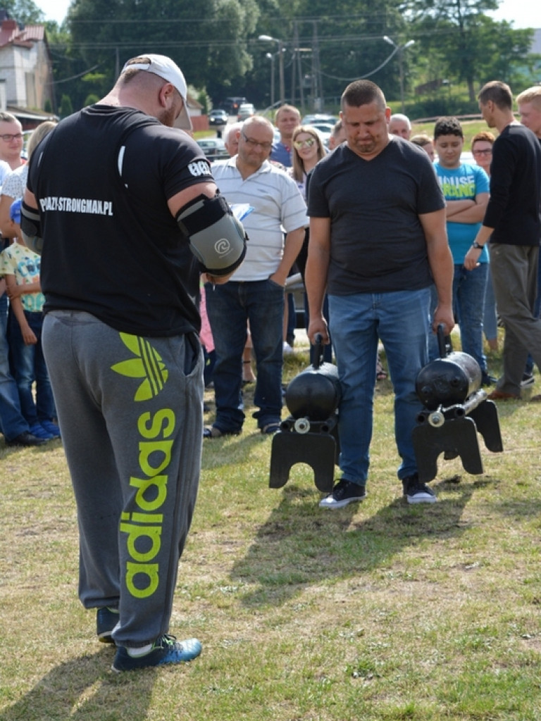 Strongmani w Gromadzie (FOTO)