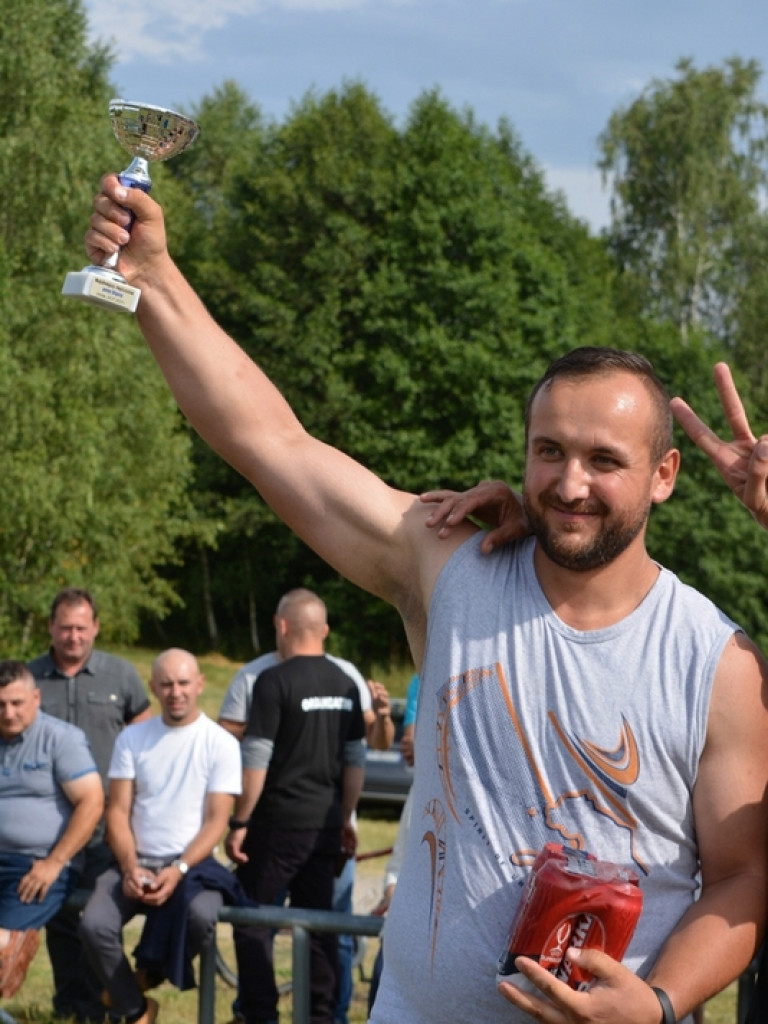 Strongmani w Gromadzie (FOTO)