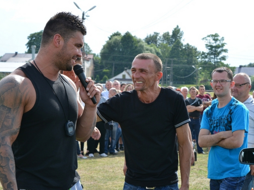 Strongmani w Gromadzie (FOTO)