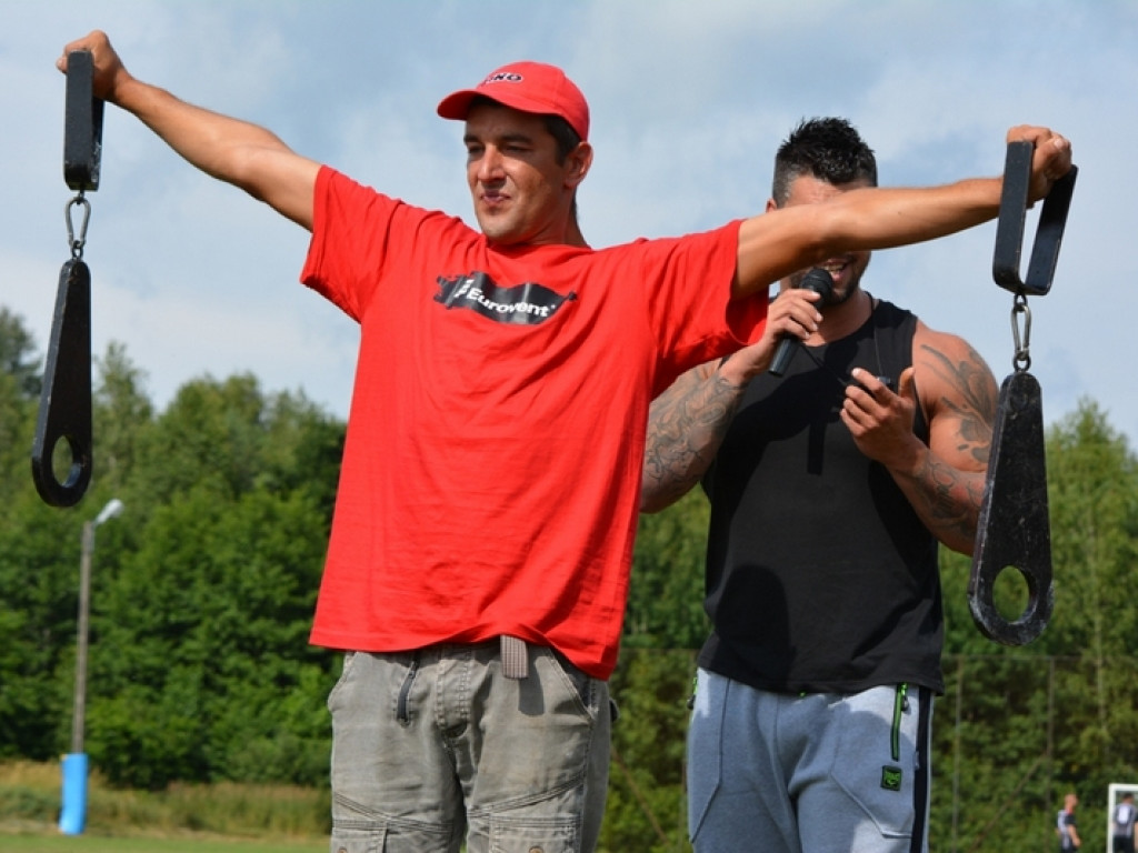 Strongmani w Gromadzie (FOTO)
