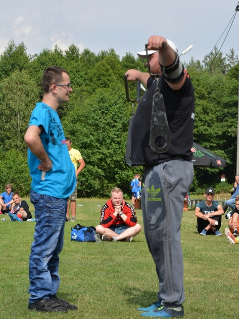 Strongmani w Gromadzie (FOTO)